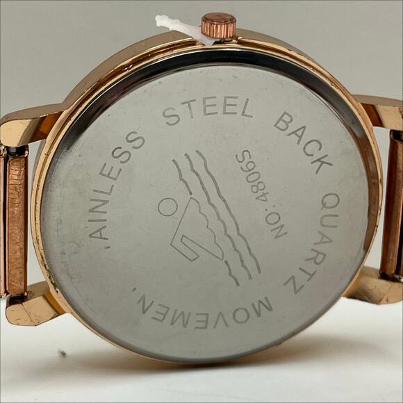 Women's Fashion Rose Gold Rhinestone Wristwatch - Picture 6 of 6